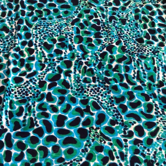 Lilly Pulitzer Knit Cap Sleeve Giraffe Top - Picture 3 of 8